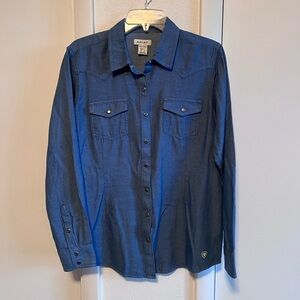 Ariat women’s denim snap down shirt, Large, NWT